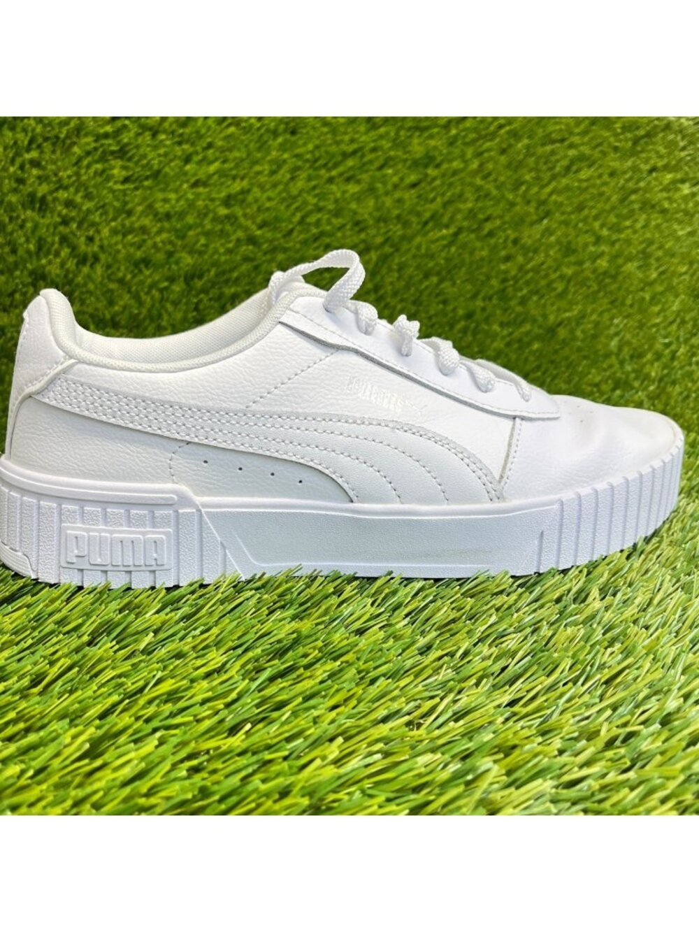 Puma Carina 2.0 Boys Size 7Y Triple White Athletic Lifestyle Shoes Sneakers